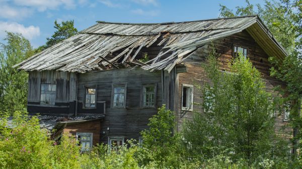 Cottage Demolition in Tacoma